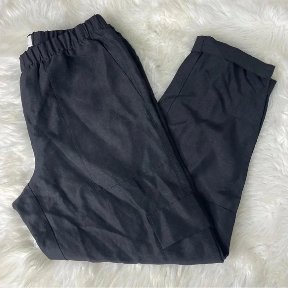 Babaton Aritzia Black Cargo Taper Ankle Pants Size 4 - Picture 1 of 8